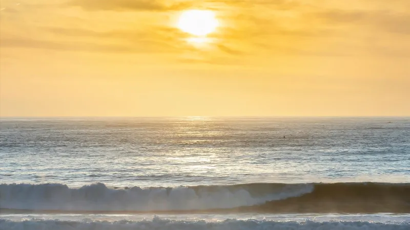 Short-Term Rentals: Manhattan Beach vs. Hermosa Beach