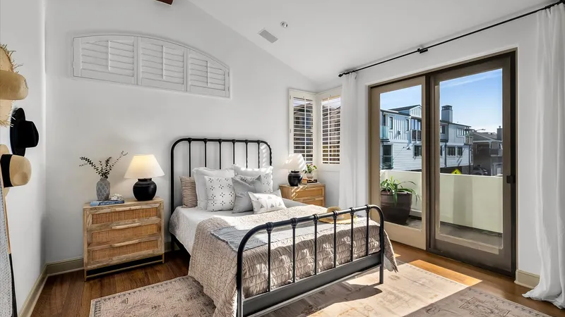 When Is the Best Time to Sell Your Manhattan Beach Home?