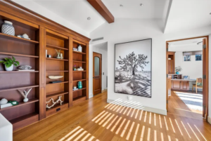 Moving to Manhattan Beach: The Complete New Resident Checklist