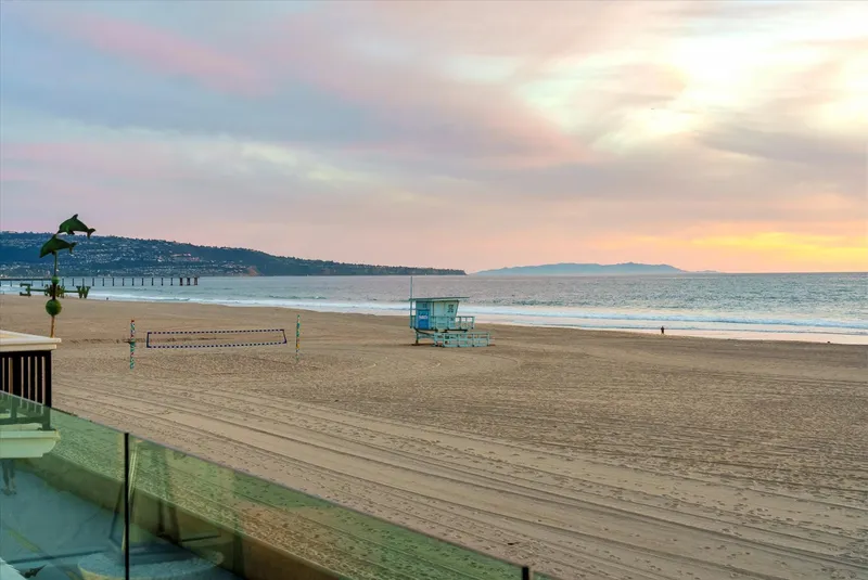Manhattan Beach vs. Malibu: An Honest Comparison for Serious Buyers