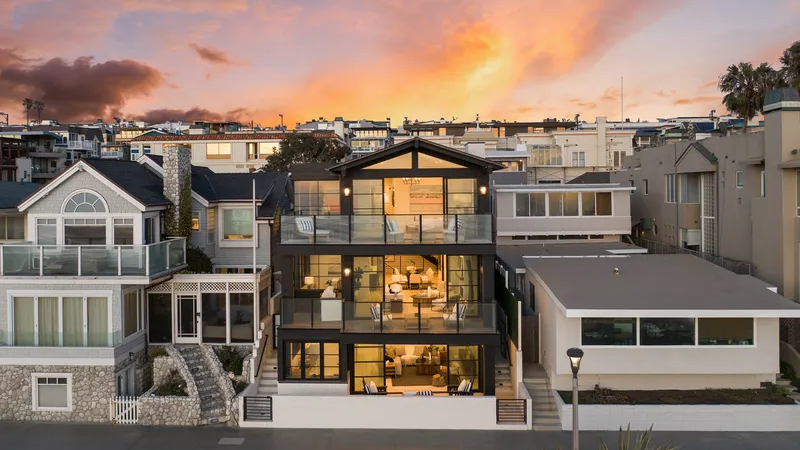 Manhattan Beach Strand Sold Prices: What The Strand Actually Trades For